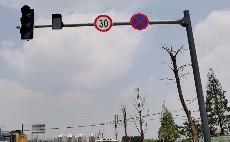 【昊天交通】道路交通指示牌-公路标志牌制作-道路交通标志牌厂家